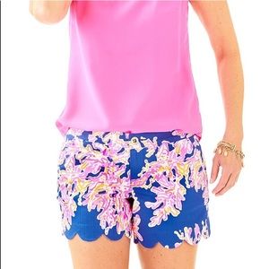 Lilly Pulitzer buttercup shorts 4 it’s electric